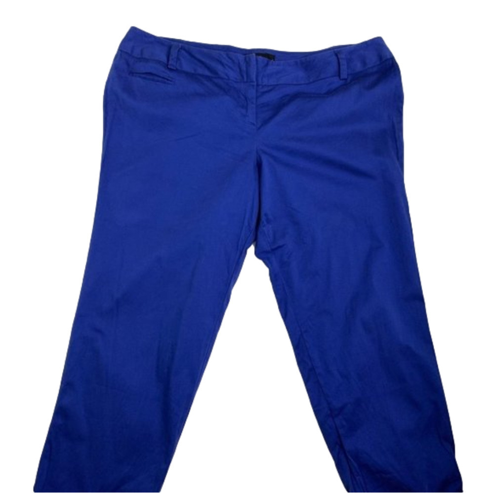 Torrid Career/Casual Blue Chino Capri Pants Size 12